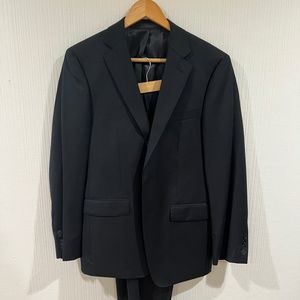 CALVIN KLIEN FOR MACYS SOLID BLACK 100% WOOL SUIT 38S